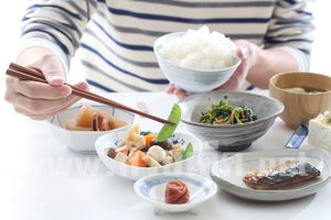 ฝันว่ากินข้าว-leksanook