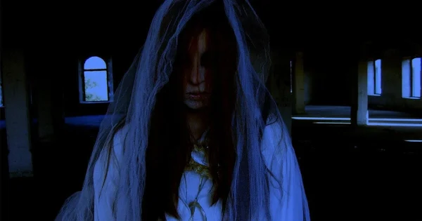 ฝันเห็นผีปอบ