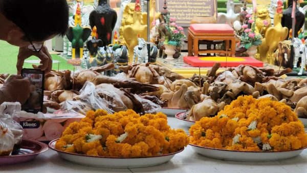 วิธี บน หลวงพ่อ สมหวัง ให้ได้ ผล