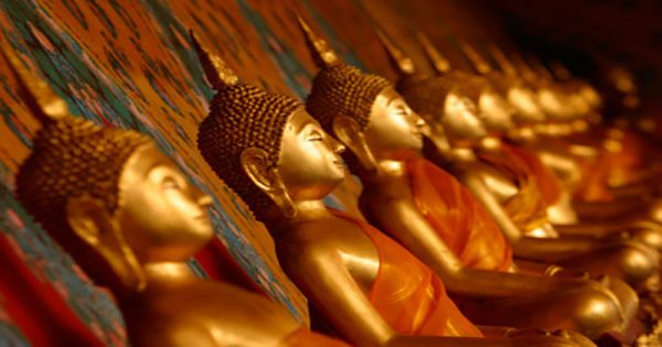 ฝันเห็นพระพุทธชินราชสีทององค์ใหญ่-"Dreamed of seeing a large golden Buddha Chinnarat"