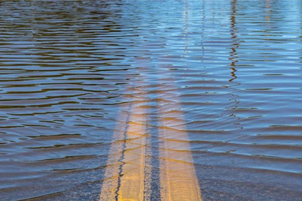 ฝันว่าน้ำท่วมพื้นห้อง-leksanook