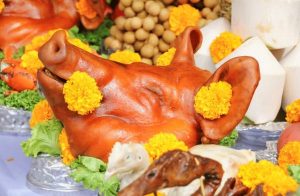 ฝันว่ากินหัวหมูต้ม-"Dream of seeing a boiled pig's head"