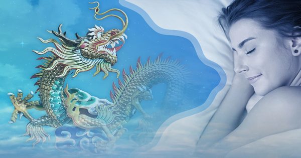 ฝัน เห็น มังกรลอยอยู่บนฟ้า-"Dream of seeing a dragon floating in the sky"