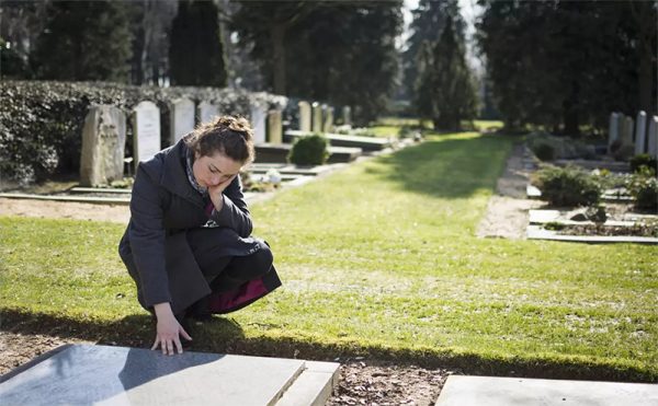 ฝันว่าเพื่อนตาย-"Dreamed that a friend died and came to see me"