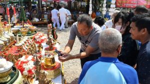 เลขครุฑกางปีก-"Garuda spreads its wings"
