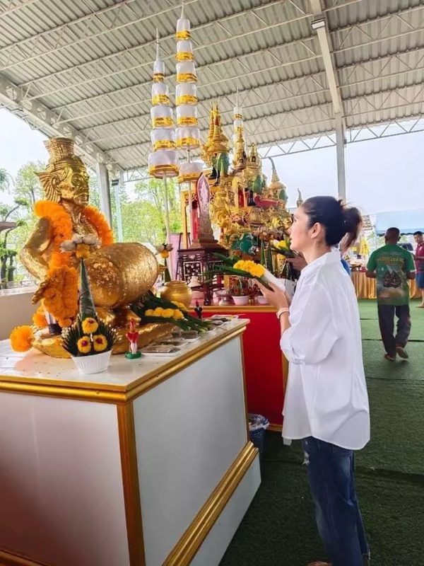 เลข เด็ด แม่น ๆ -"Accurate lucky numbers"