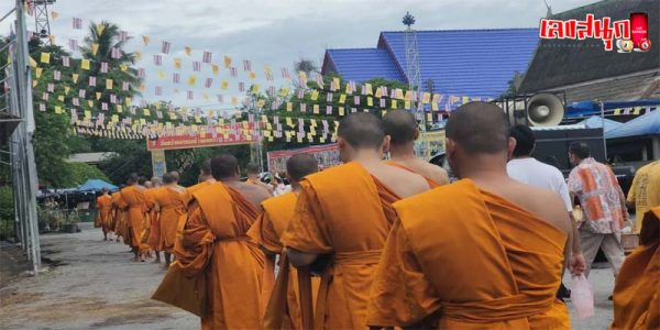 พระบวชใหม่ บรมครูพ่อปู่ฤาษี-"Newly ordained monk, Grand Master Father Pu Ruesi"