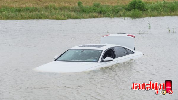 ฝันว่าได้ขับรถกระบะ เลขเด็ด-"Dreamed of driving a pickup truck, lucky numbers"
